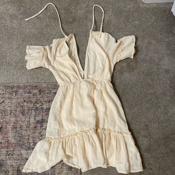 Favlux cream ruffle dress - Picture 3 of 4
